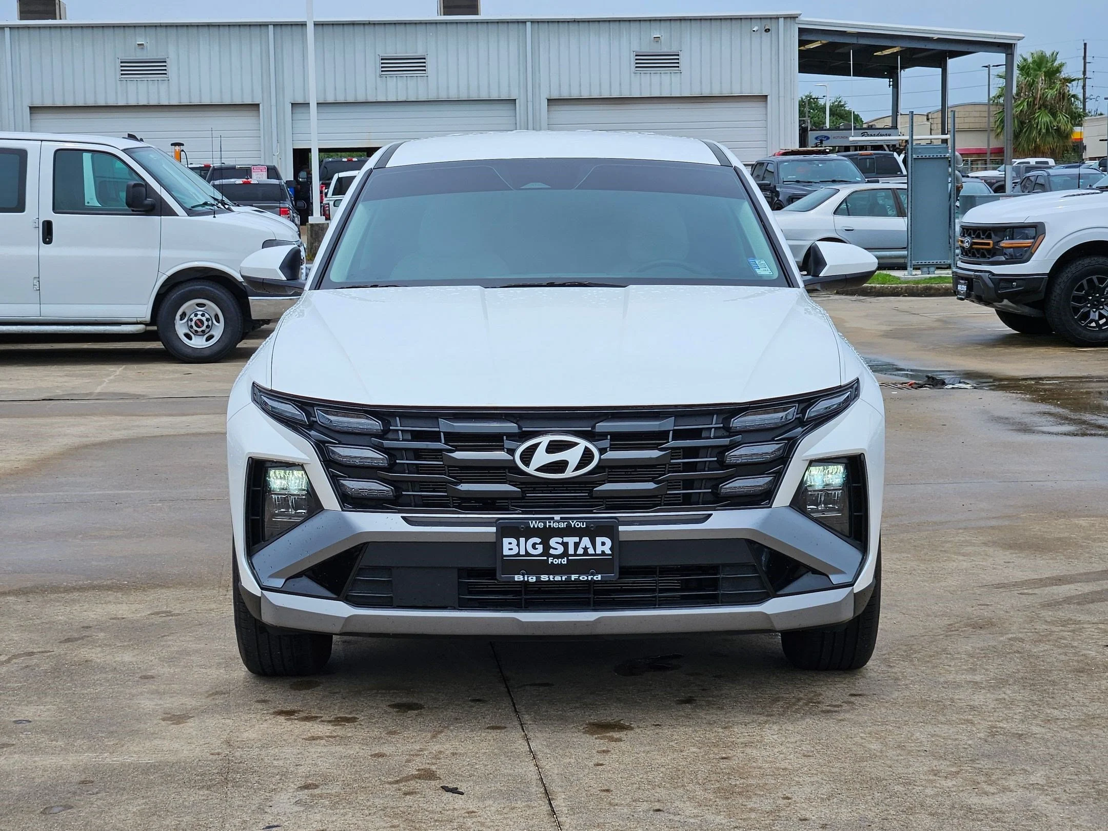 Certified Used 2025 Serenity White Pearl Hyundai SE image 8