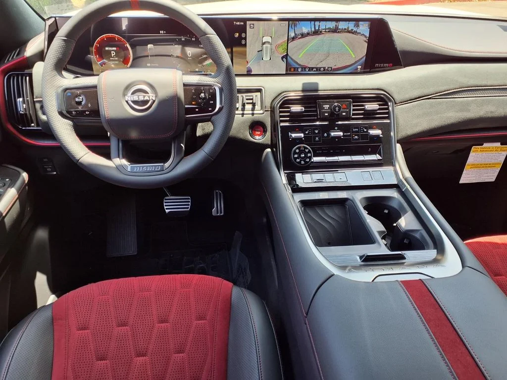 New 2026 Everest White TriCoat / Super Black Two-tone Nissan NISMO® image 11