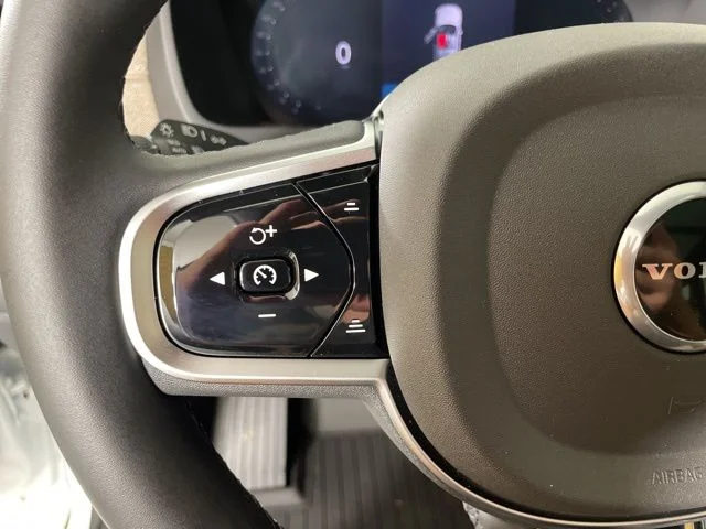 2026 Volvo XC90 Plus - Photo 20
