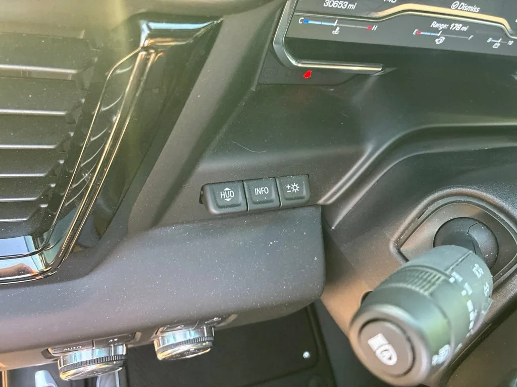 Used 2024 Titanium Rush Metallic GMC AT4 image 14