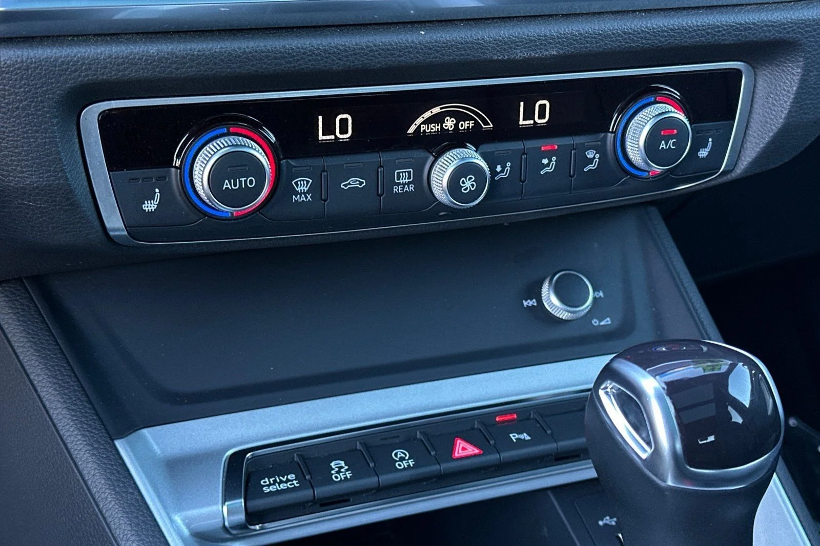 2022 Audi Q3 S Line Premium - Photo 27