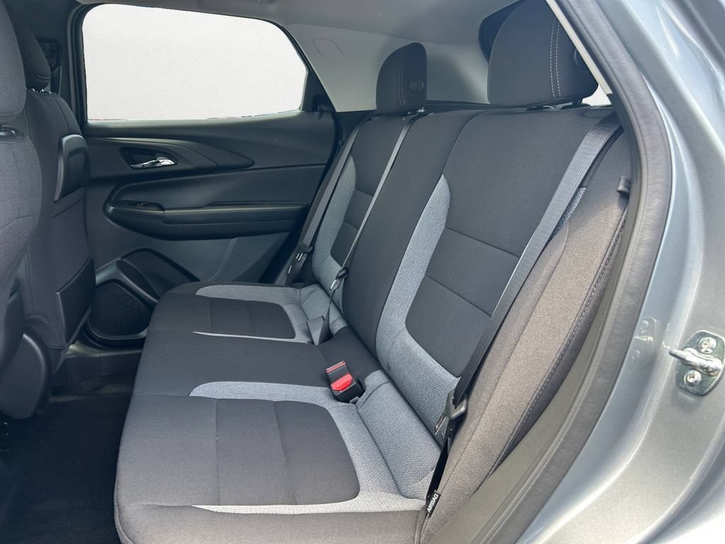 2026 Chevrolet Trailblazer LS - Photo 9