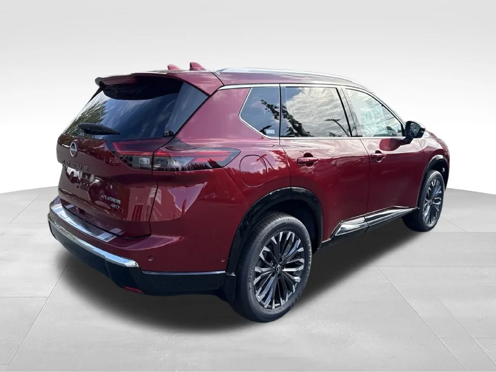 2026 Nissan Rogue Platinum - Photo 7