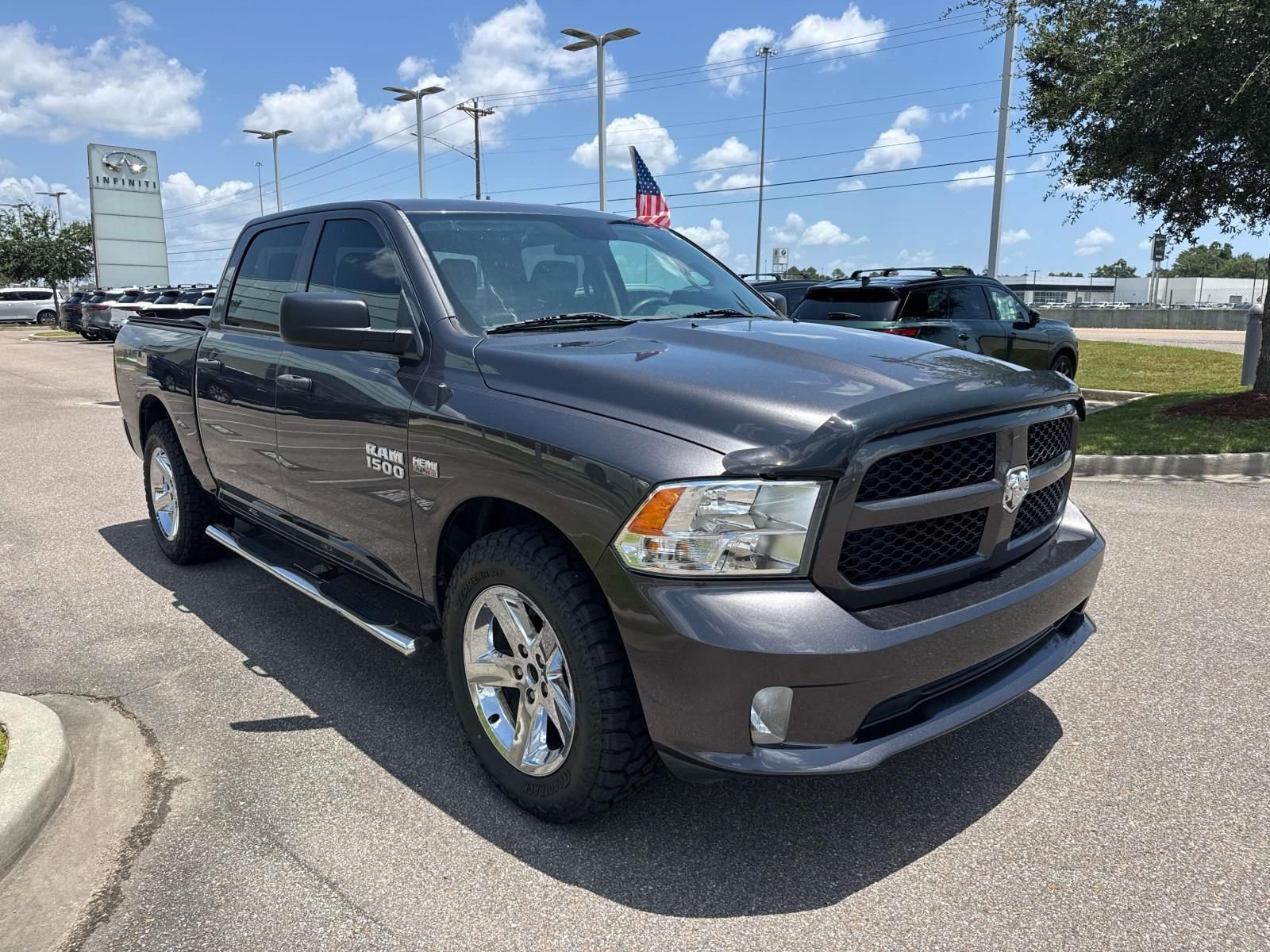 Used 2018 Gray Ram Express image 3