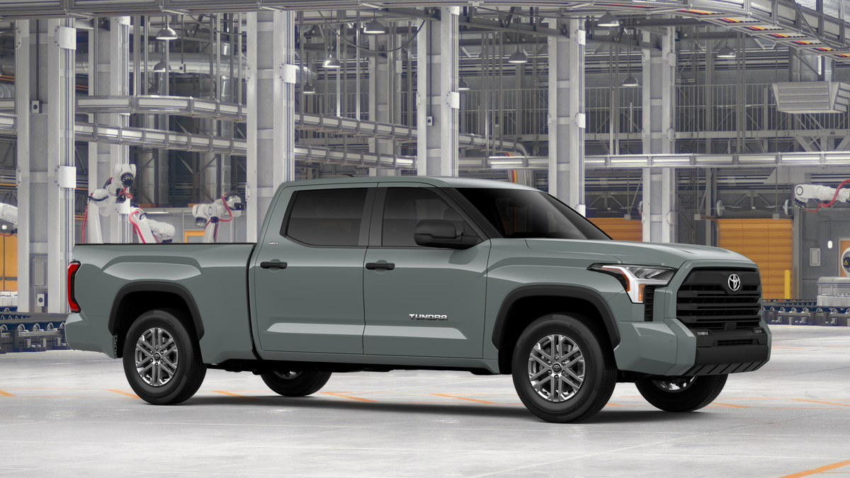 New 2026 Lunar Rock Toyota SR5 image 16