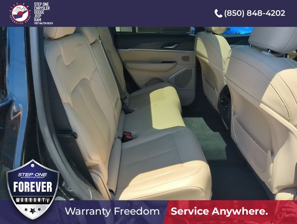 Used 2022 Black Jeep 4xe image 34