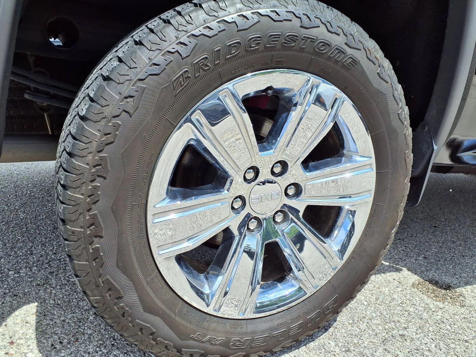 Used 2018 Onyx Black GMC SLT image 42