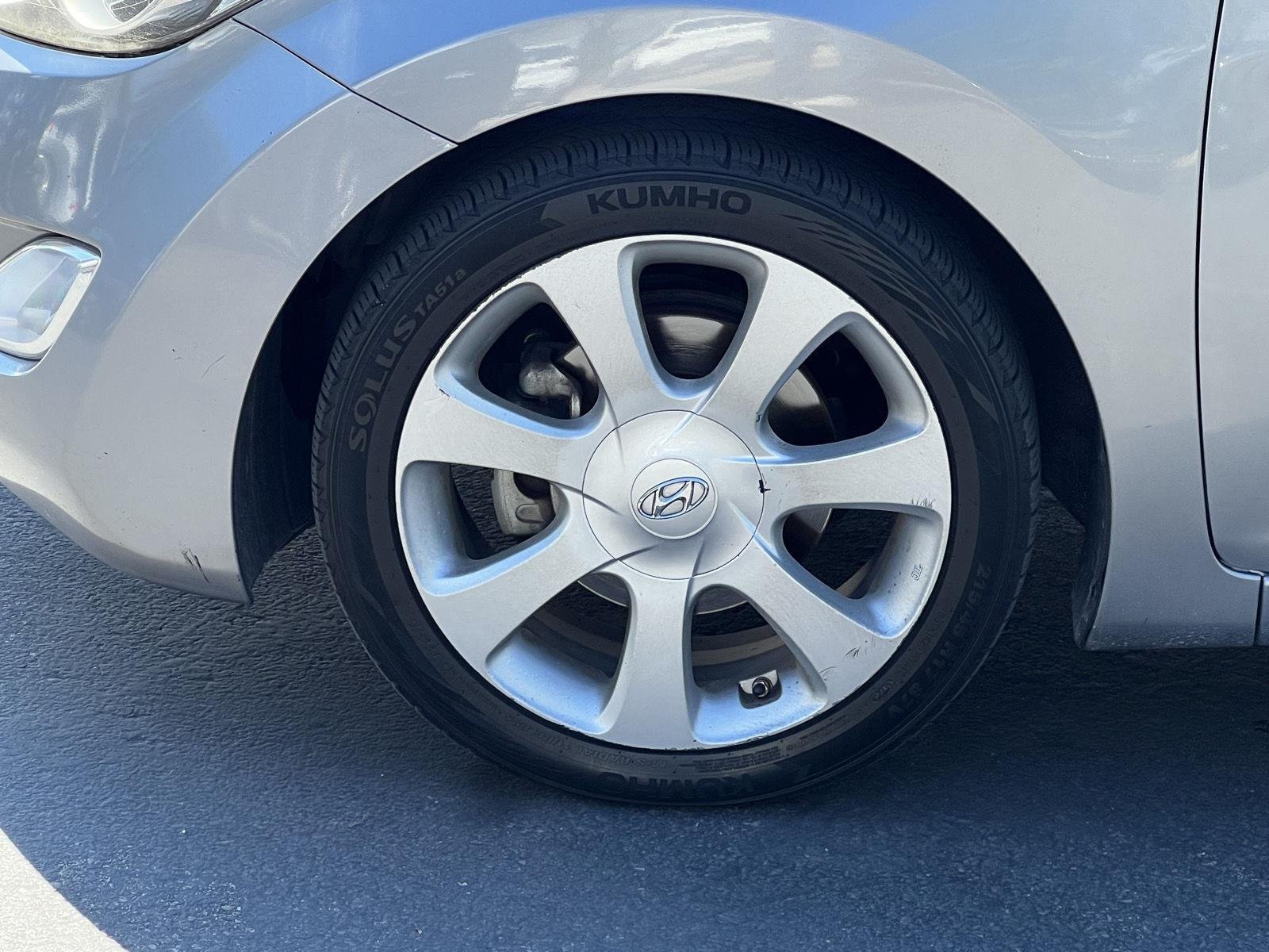 Used 2013 Titanium Gray Metallic Hyundai Limited image 20