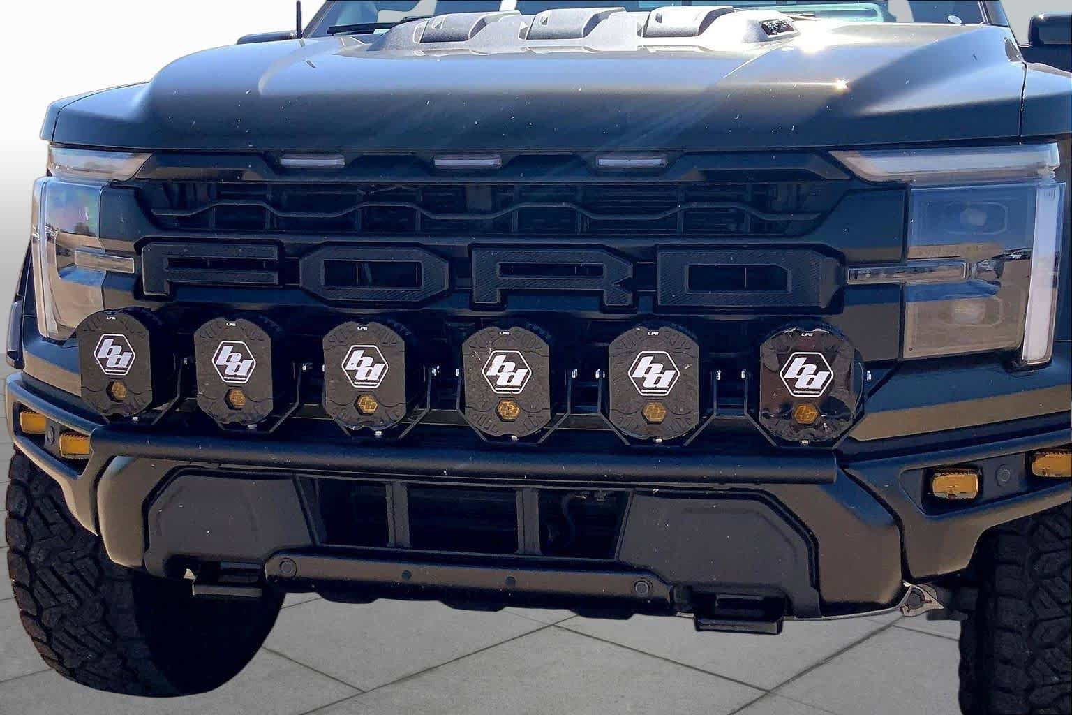 Used 2024 Shelter Green Ford Raptor image 30