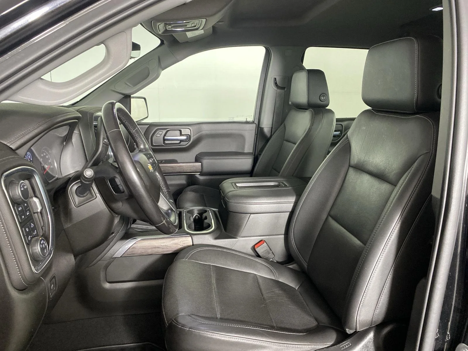 Used 2021 Black Metallic Chevrolet LTZ image 10