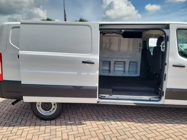 New 2026 Oxford White Ford Base image 13