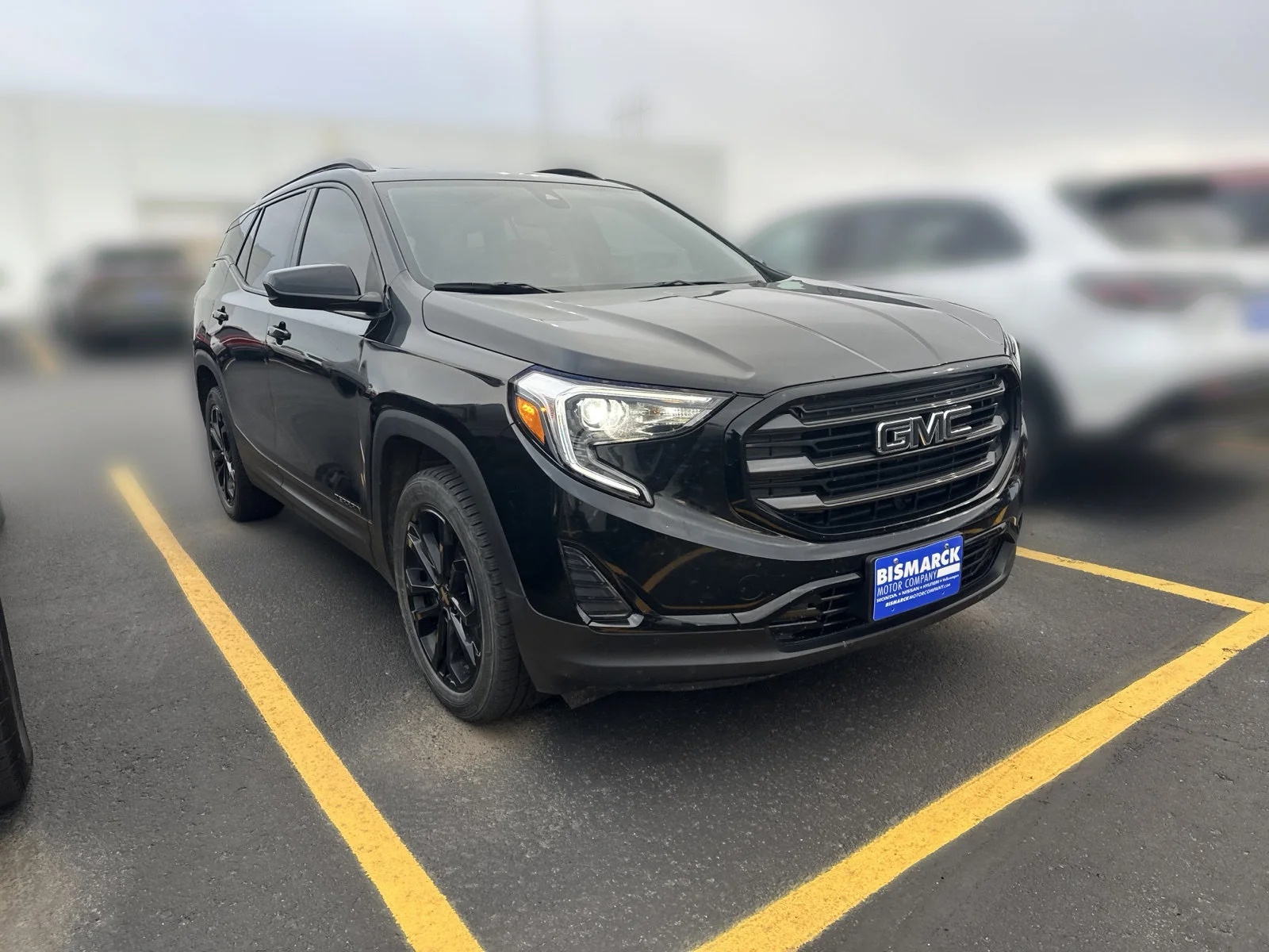 Used 2021 Black GMC SLE image 2