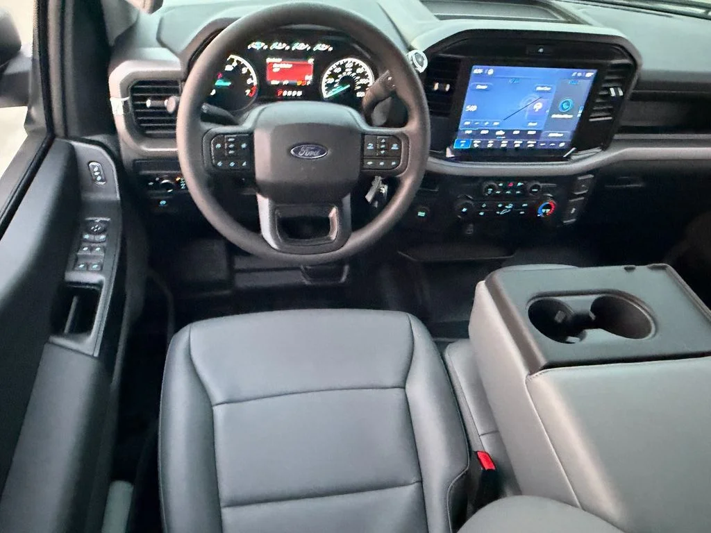 New 2026 Oxford White Ford XL image 8