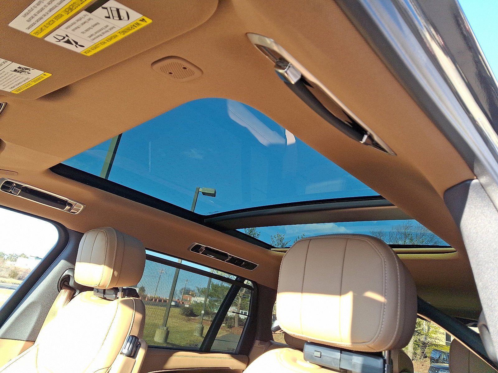 2026 Land Rover Range Rover SE - Photo 12