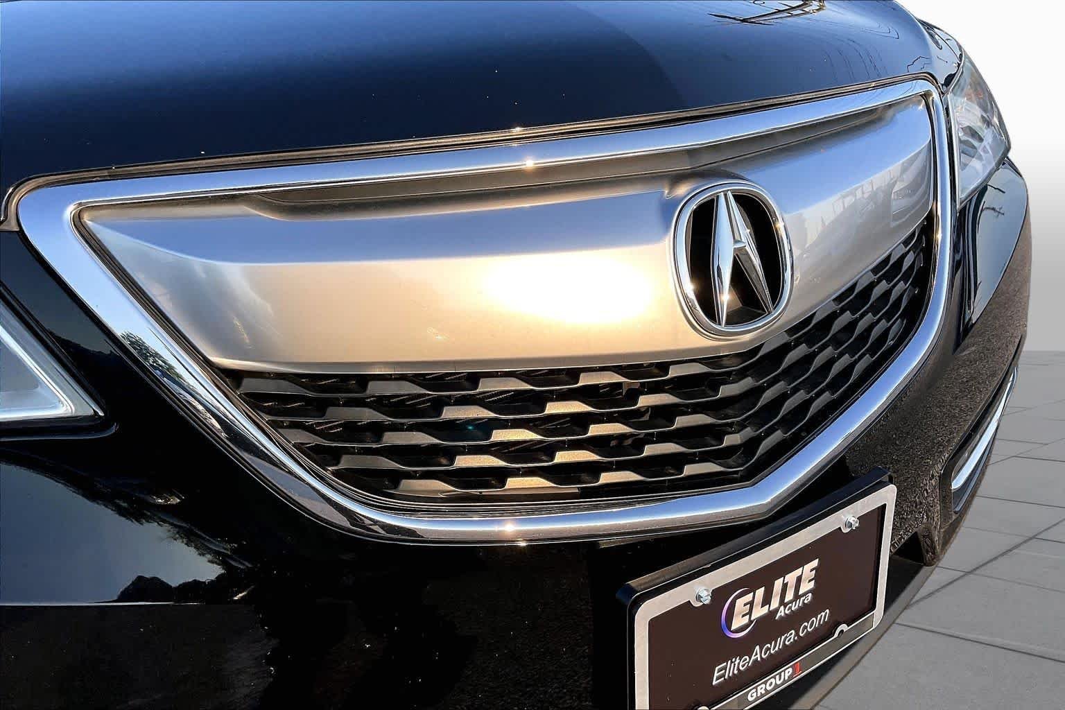 Used 2015 Crystal Black Pearl Acura  image 31