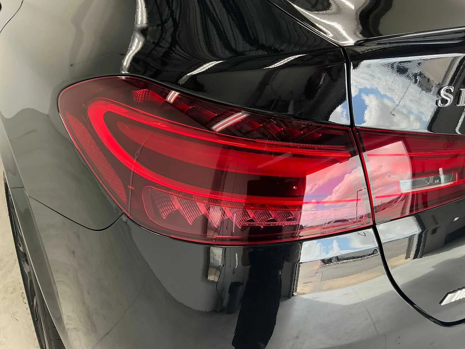 Certified Used 2025 Obsidian Black Metallic Mercedes-Benz AMG® GLE 53 image 9