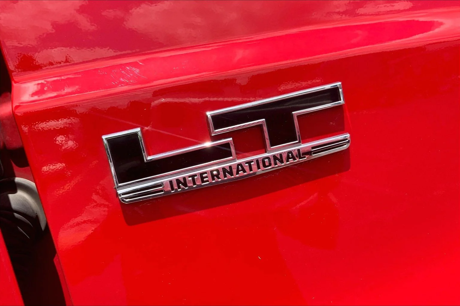 Used 2023 Red International  image 32