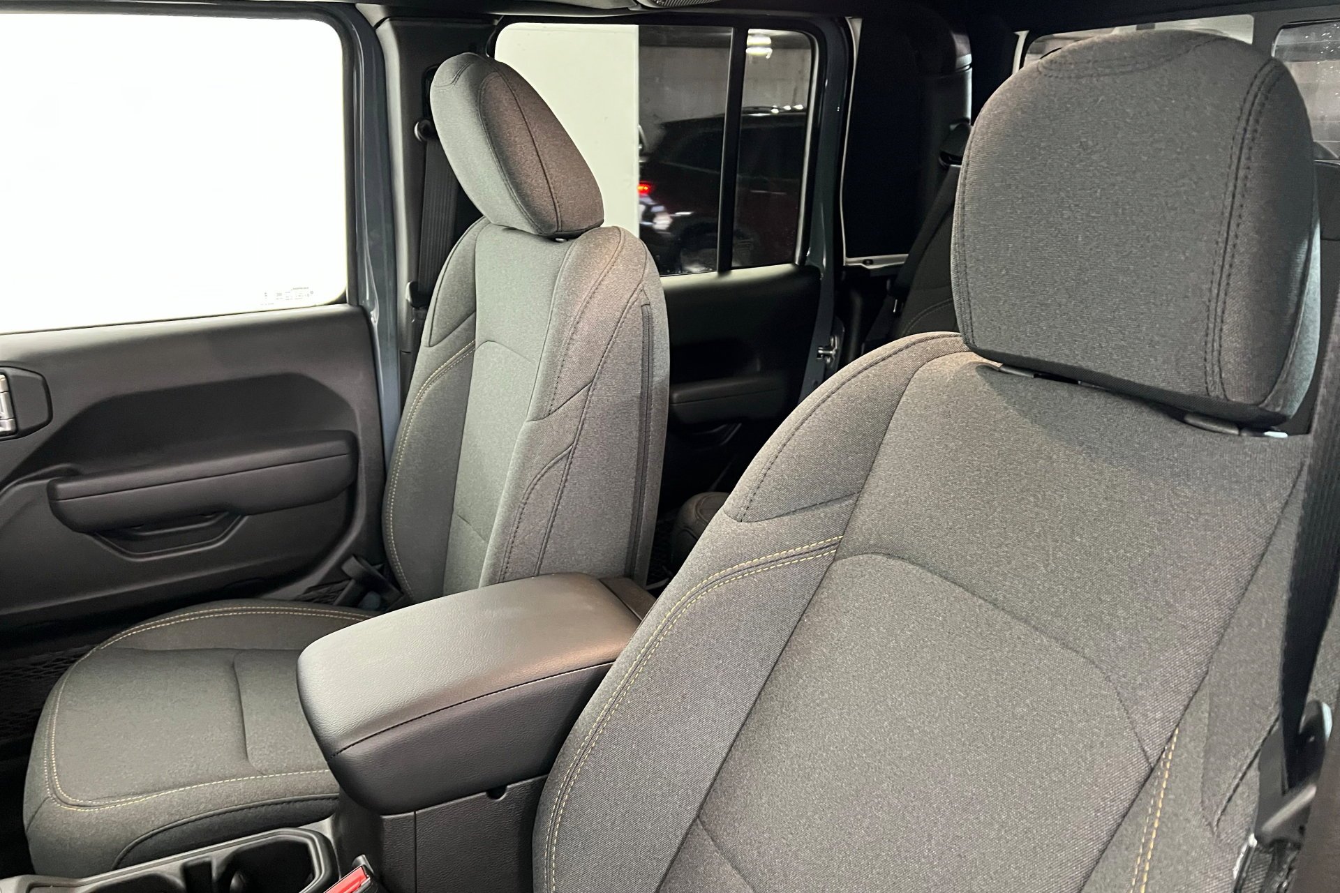 2025 Jeep Gladiator Sport S - Photo 17