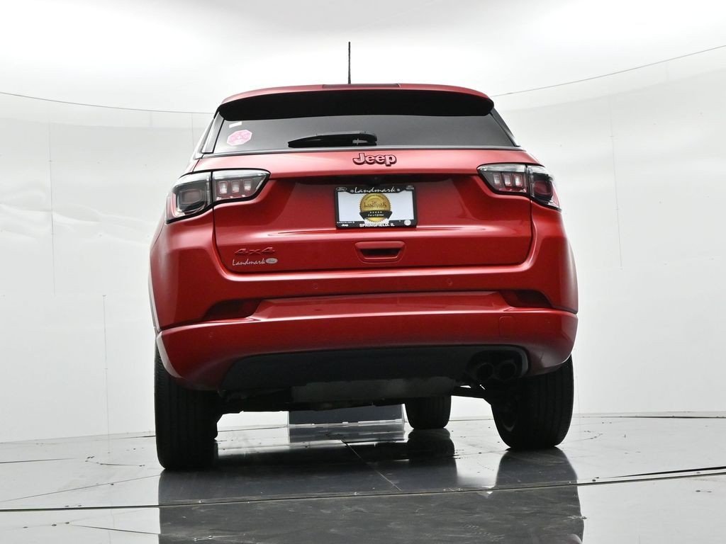 Used 2022 Red Line Jeep Limited image 21