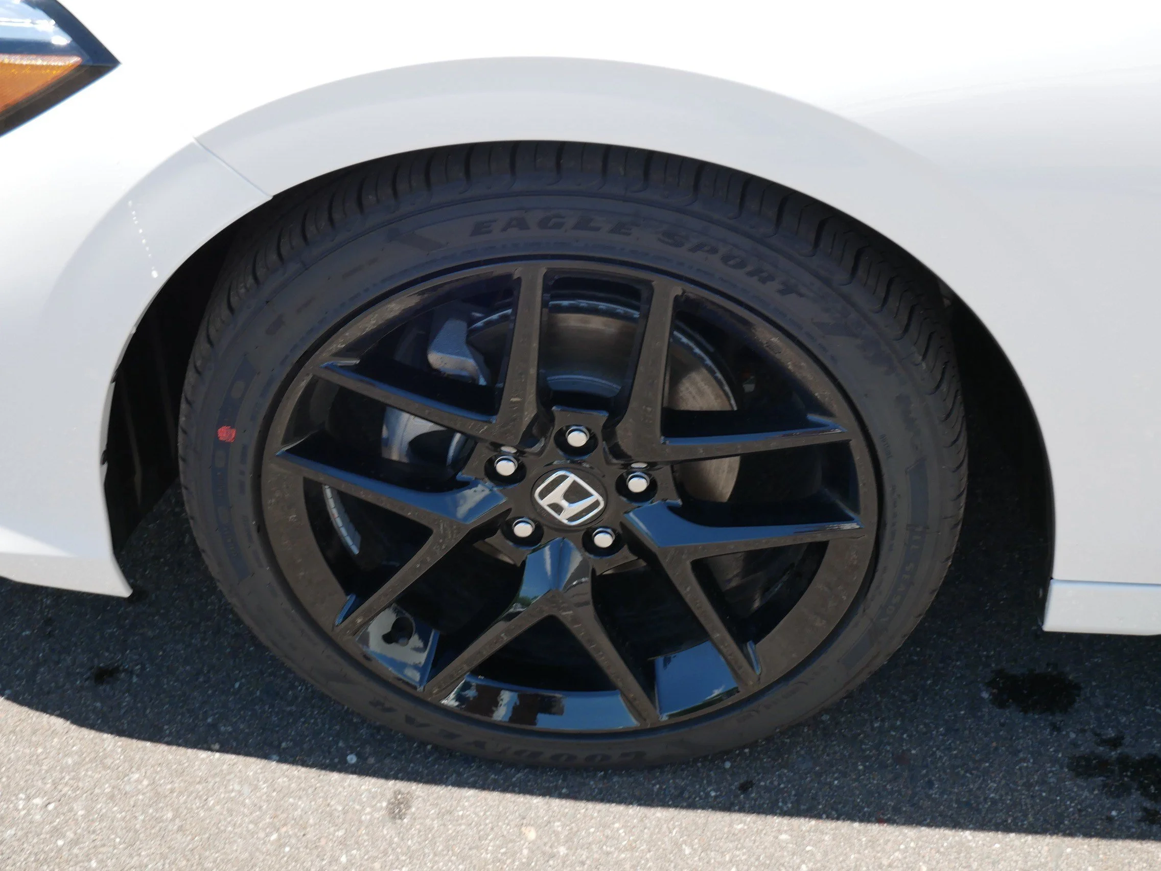 2026 Honda Civic Hatchback Sport - Photo 15