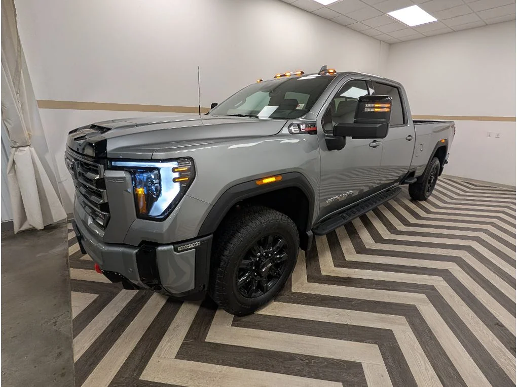 2026 GMC Sierra 4WD Crew Cab Standard Box AT4's photo