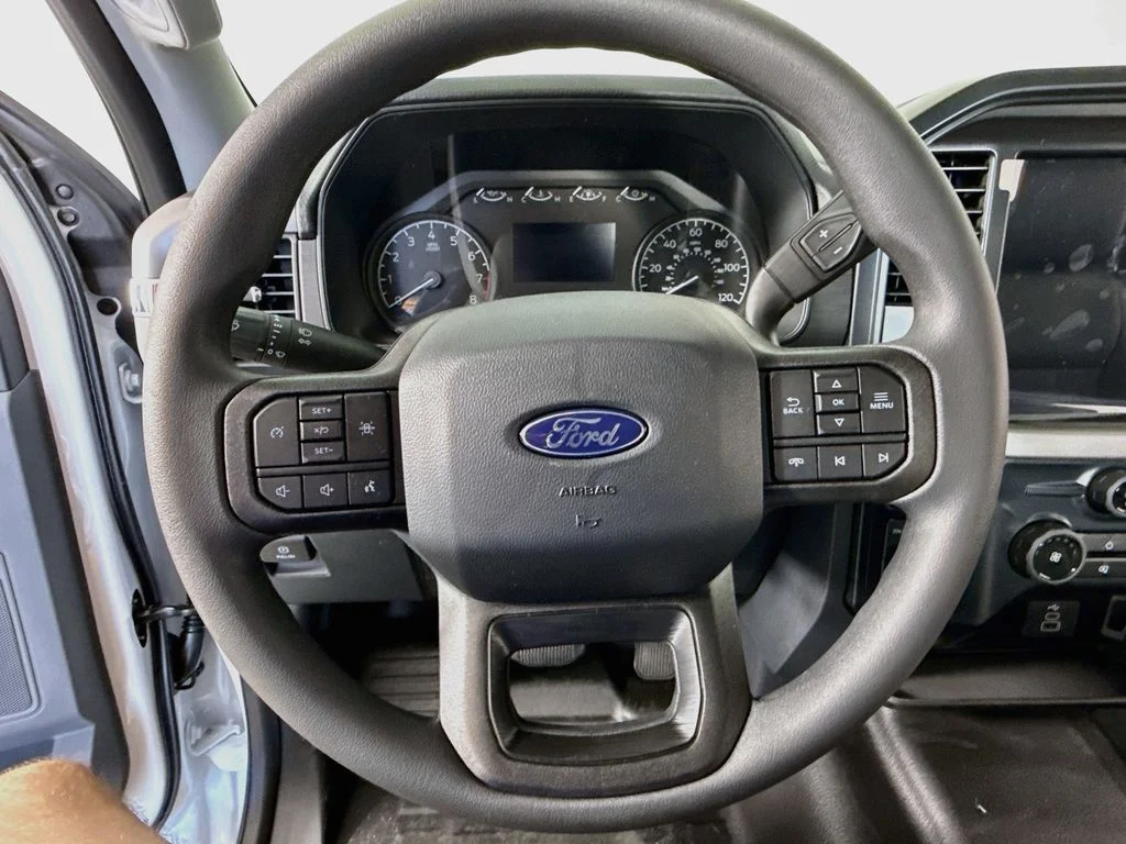 New 2026 Oxford White Ford XL image 11