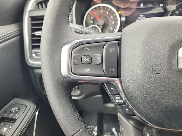New 2026 Bright White Clear-Coat Exterior Paint RAM Laramie image 30
