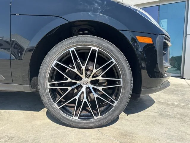 Used 2023 Black Porsche  image 9