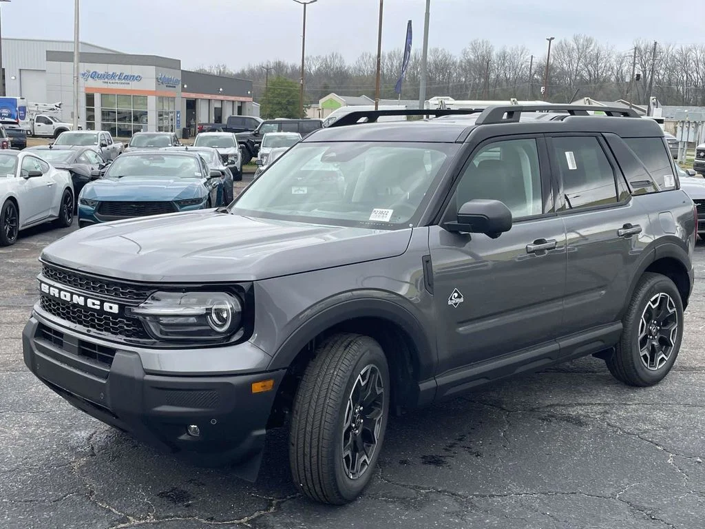 New 2025 Gray Ford Outer Banks image 7