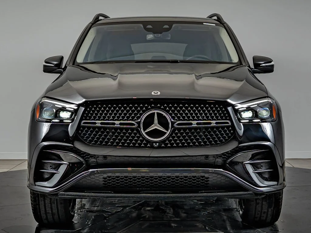 Certified Used 2025 Obsidian Black Mercedes-Benz GLE 580 image 2
