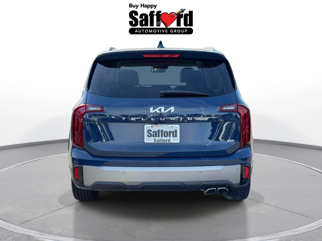 Used 2023 Black Kia S image 6