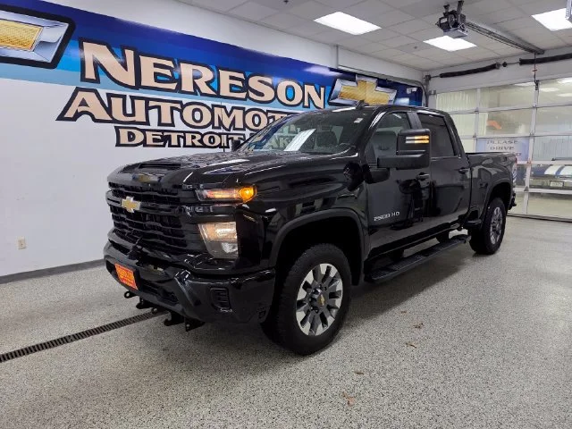 2024 Chevrolet Silverado 2500HD Custom
