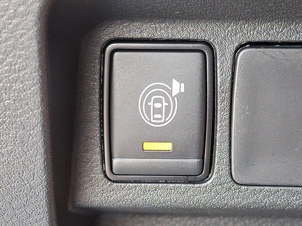 2026 Nissan Frontier — photo 18