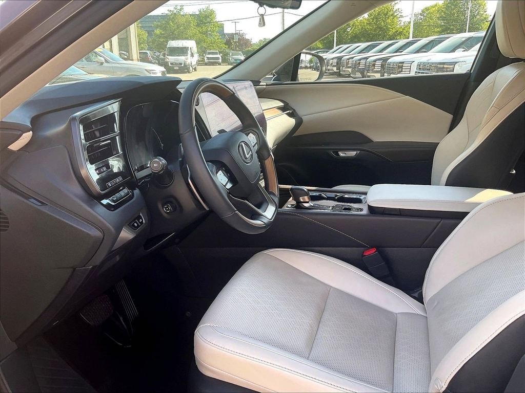 Used 2024 Gray Lexus 350 Premium Plus image 8