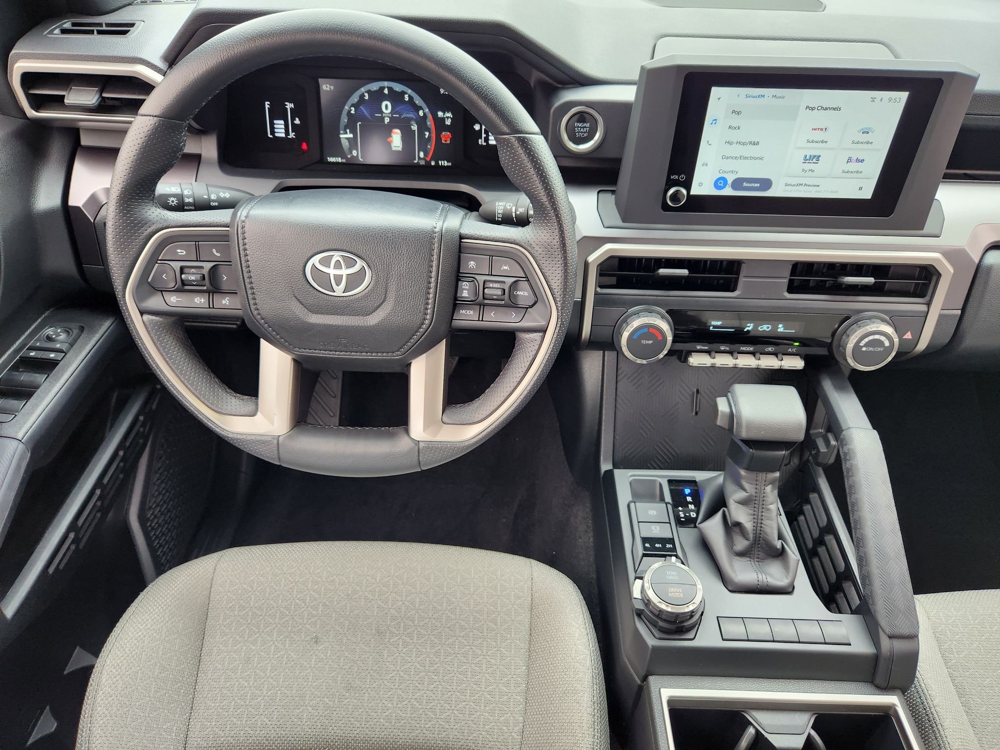 Used 2025 Ice Cap Toyota SR5 image 29