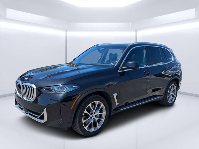 Used 2026 Black BMW sDrive40i image 7