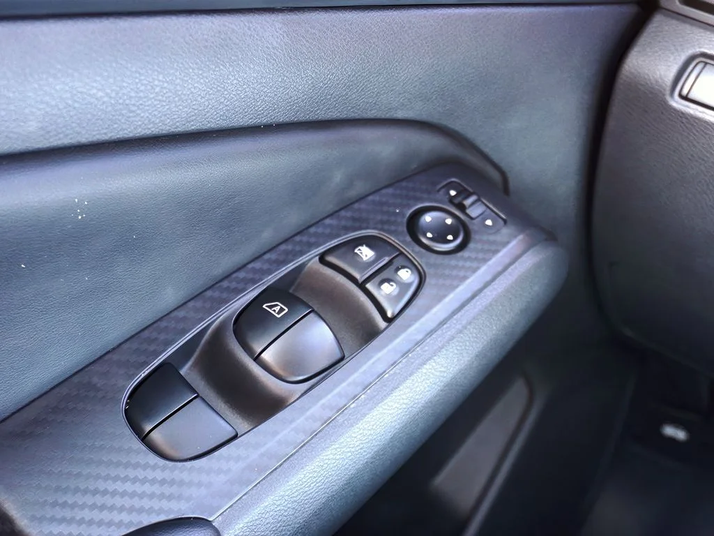 2025 Nissan Altima SV - Photo 19