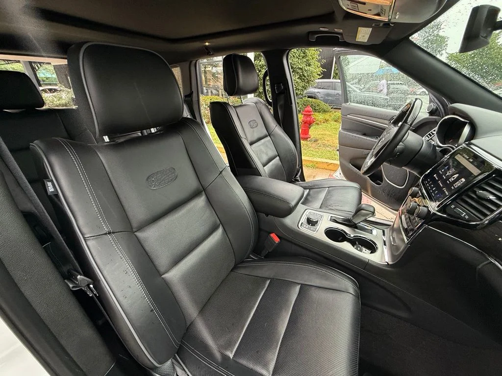 Used 2019 White Jeep Overland image 30