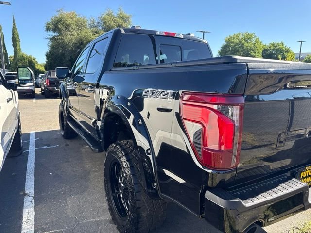 Used 2025  Ford XLT image 4