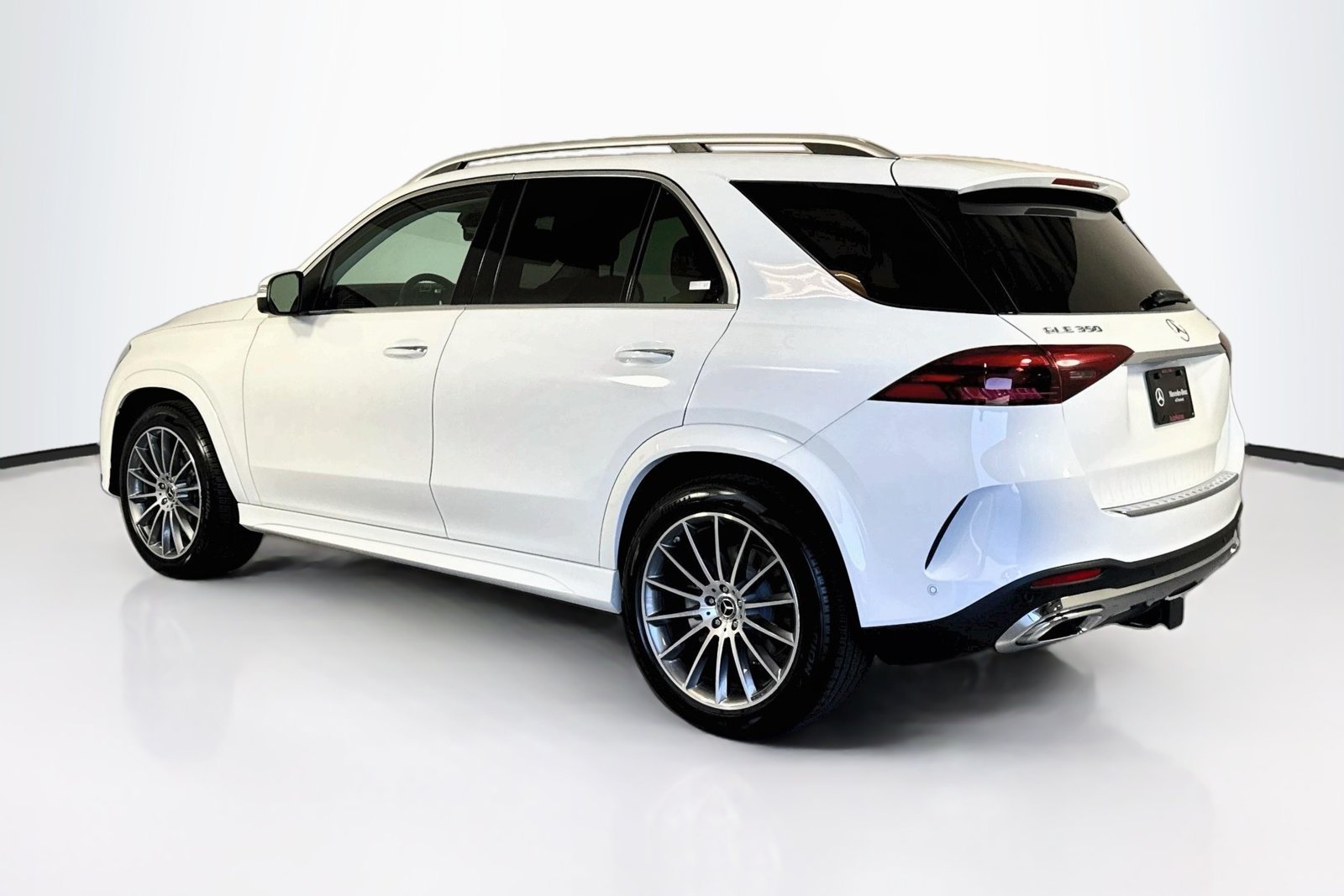New 2026 Polar White Mercedes-Benz GLE 350 image 7