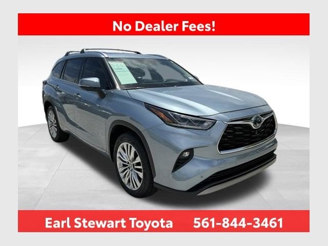 2023 Toyota Highlander Hybrid Platinum