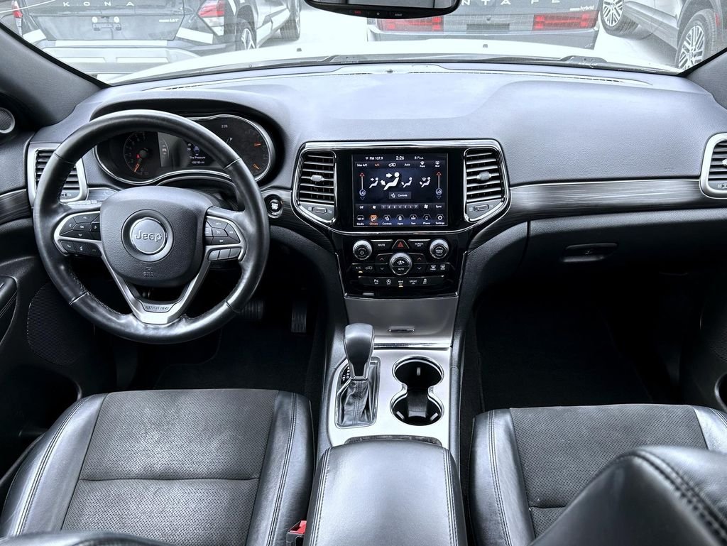 Used 2019 White Jeep Altitude image 13