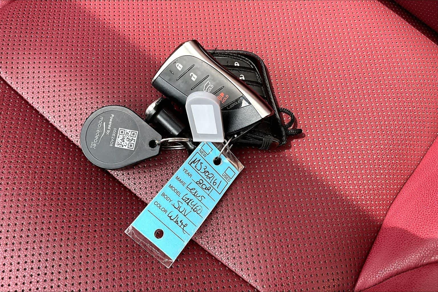 Used 2021 Starfire Pearl Lexus Premium image 15