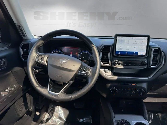 Used 2022  Ford Outer Banks image 3
