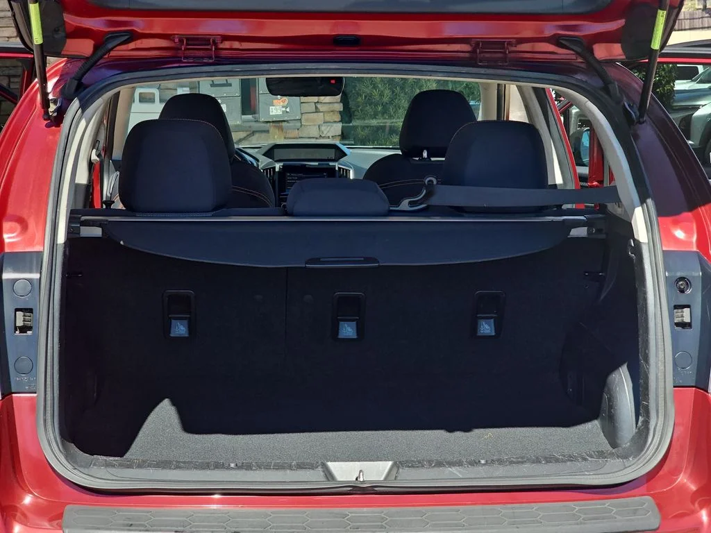Used 2018 Red Subaru 2.0i Premium image 12