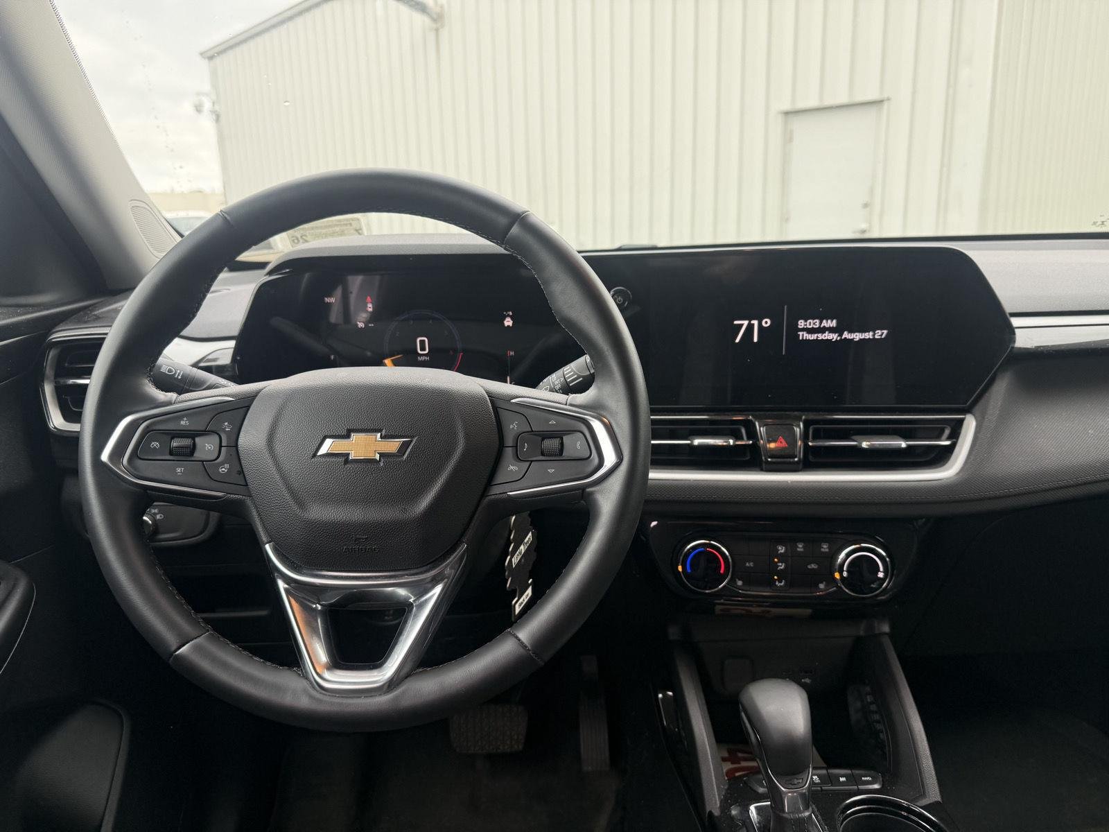Used 2024 Sterling Gray Metallic Chevrolet LT image 7