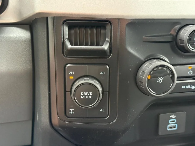 New 2026 Avalanche Ford 4WD STX image 12