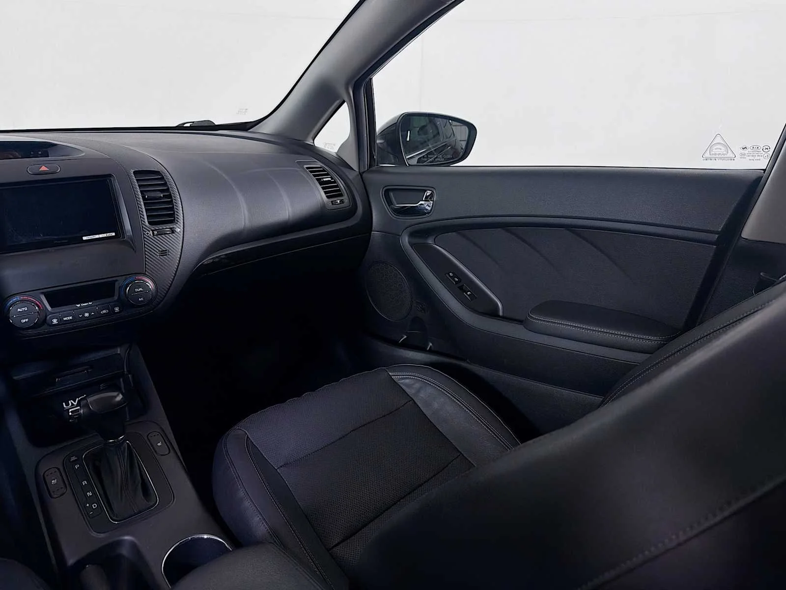 Used 2015 Aurora Black Kia EX image 21
