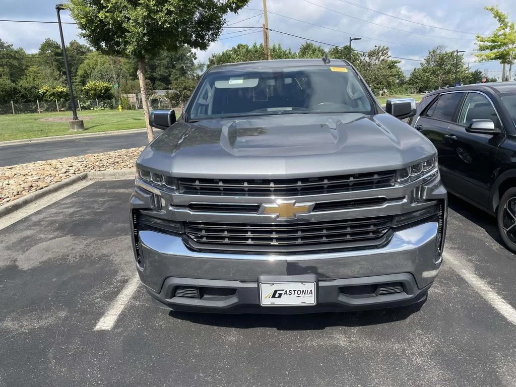 Used 2019 Satin Steel Metallic Chevrolet LT image 2