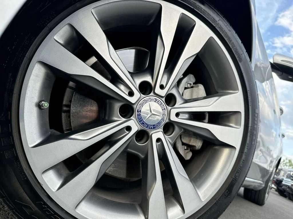 Used 2016 Silver Mercedes-Benz C 300 image 16